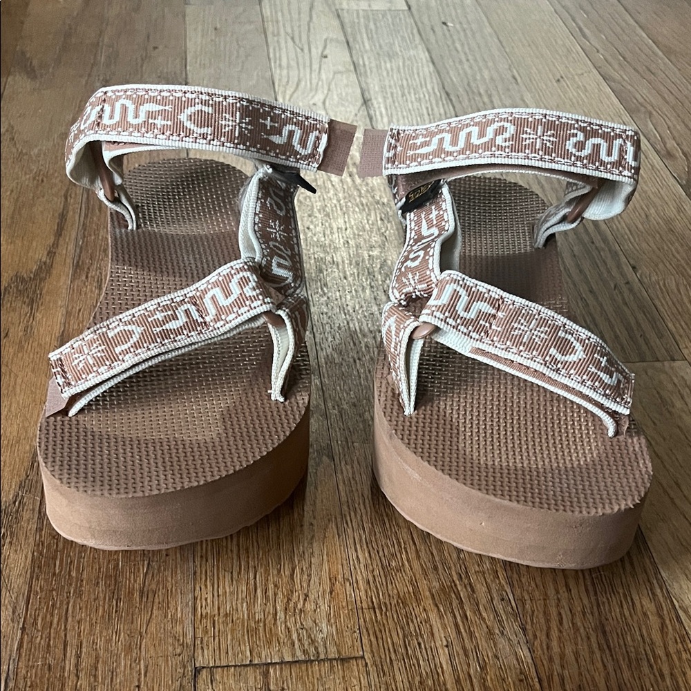 Teva Tan and White Patterned Sandals